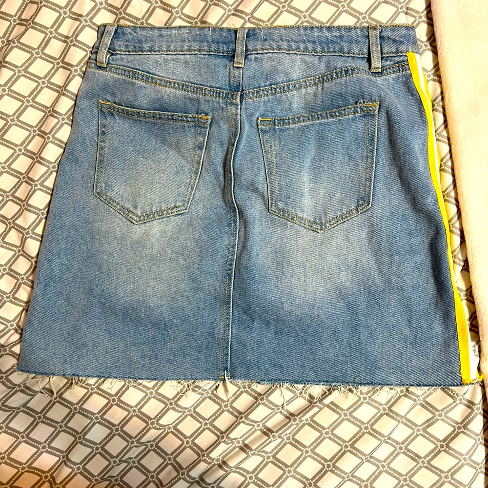 Jean mini skirt